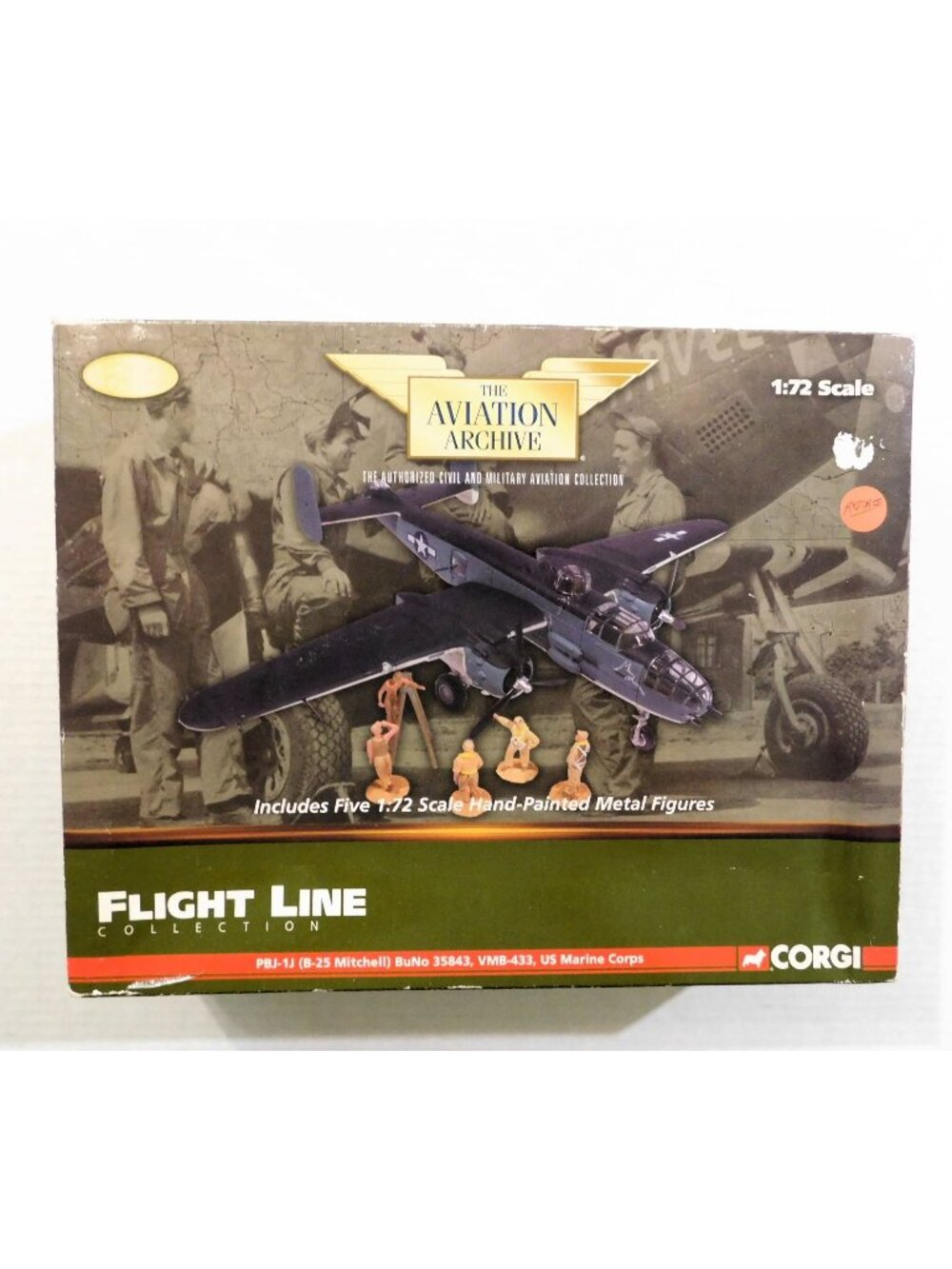 Corgi 1:72 PBJ-1J B-25 Mitchell Diecast USMC BuNo 35843 VMB-433 Figures US35307